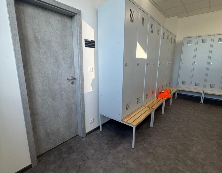 Montáž dverí a vinylovej SPC podlahy – Metsä Tissue, Žilina
